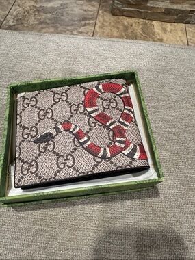 Beige Monogram Card & Key Holder
